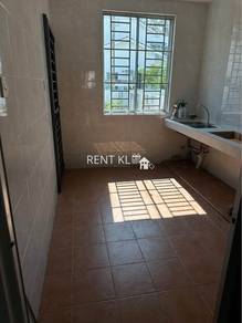 3 Bedrooms 2 Bathrooms 2 Storey Terrace House At Taman Tunku For Rent