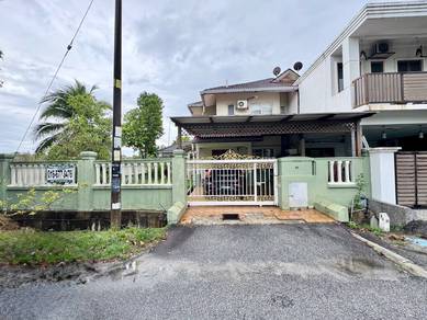((MURAH)) CORNER LOT 2 Storey Terrace Seksyen 15, Bangi