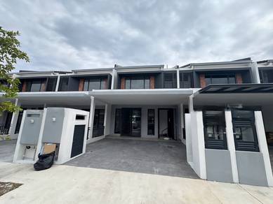 Part Furnished House in Ilham Residence 2, Elmina East For Rent