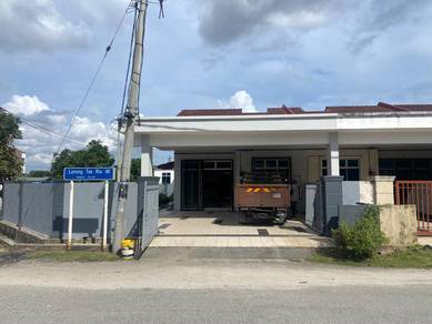 Rumah Teres Corner Lot di Taman Tas, Kuantan Untuk Dijual