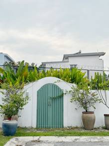 BEAUTIFULLY RENO CORNER SEMI D 3 Storey Taman Villa Perdana Kajang