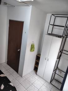 Non-Sharing Room Apartment Flora Damansara, Blok D, Petaling Jaya
