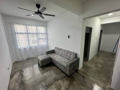 Pulai Mutiara Apartment @ Kangkar Pulai/ 3B Fully Furnish/ With lift R