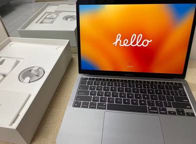 MacBook Air M1 (8 core, 256GB SSD, 8GB RAM)