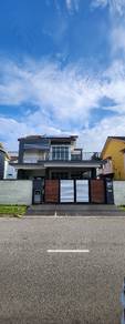 taman cenderawasih 2 storey bungalow house for sale