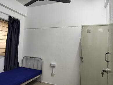 MRT KEPONG Bilik Perumpuan Tidak Berkongsi  [Bilik berTingkap]
