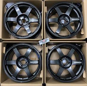 Rays TE37 Saga S-Plus 17 4x100 8.5j 40 japan