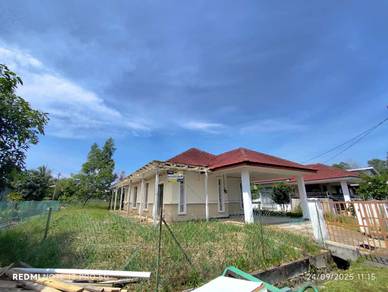 ((CORNER 4 Beds)) Bungalow Single Storey, Mahkota Hills Lenggeng