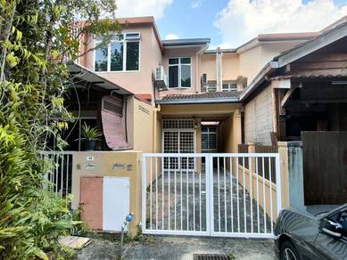 Facing Open Townhouse Ground Floor