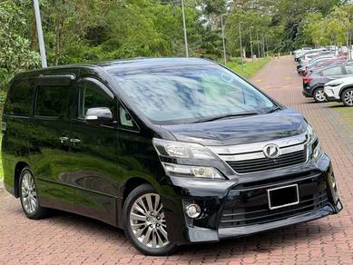 Toyota VELLFIRE 2.4 Z GOLDEN EYES FACELIFT