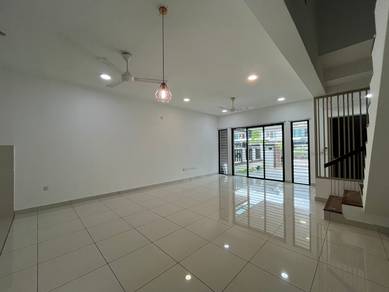2 Sty Elmina Valley 4 22x75 Denai Alam Nr Subang Jaya