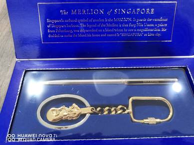 Keychain & Pen