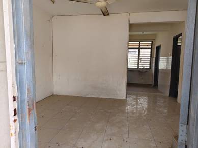 Salak Perdana, Taman Mawar , Sepang Rumah Murah 2 Tingkat untuk dijual