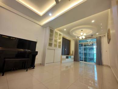 The Oasis @Elegant Renovated @Well Maintained @Pool View