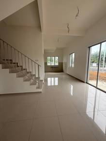 Teres 2 Tingkat Freehold, Ready to Move in Soon di Kota Warisan,Sepang