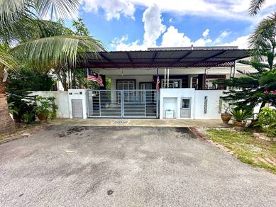 FACING PLAYGROUND. Semi-D Single Storey Jalan Balam Batu 9