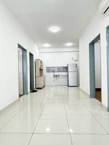 Pinnacle Sri Petaling, 4 Airconds, 2 Car Parks