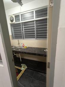 Serunai Apartement Bandar Bukit Raja 1 aircond kitchen table top rent