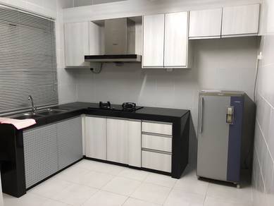 (PARTIAL FURNISHED) Bayu Residence Bandar Baru Nilai near INTI / KLIA