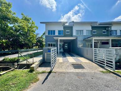 Fully Refurbished End Lot Taman Timur Enstek,Nilai