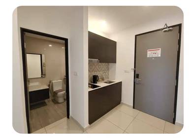 Rmada Suites / Jb Town / Nong Chik / Straits View