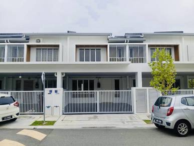BEAUTIFUL Double Storey Laman Sendayan HANNA FOR RENT