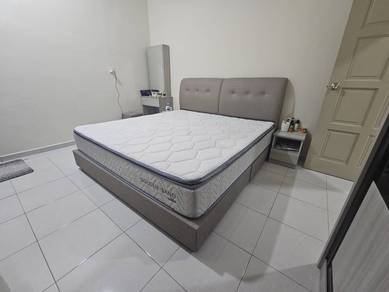 Master room for rent