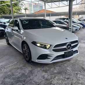 Mercedes Benz A180 1.3 STYLE AMG SEDAN (A)