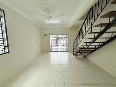 Taman scientax Jalan Murai Pasir Gudang