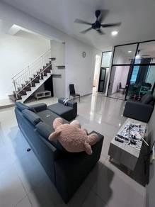 Citrine Residence Double Storey Seri Alam / 4bedrooms / Good Condition