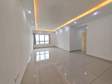 Idaman Residence high floor 2 bedrooms unit, newly painted