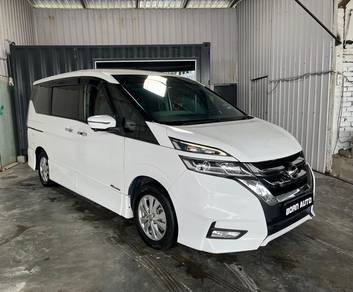 Nissan SERENA 2.0L CVT HWS S-HEV