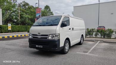 Toyota Hiace Panel Van 2.5D (M)