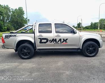 Isuzu D-MAX 2.5 (M) 4x2