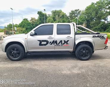 Isuzu D-MAX 2.5 (M) 4x2