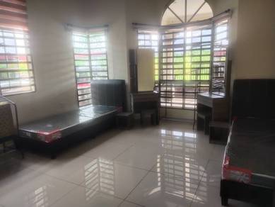 Bilik Untuk Disewa (Rumah Banglow), Ipoh Perak