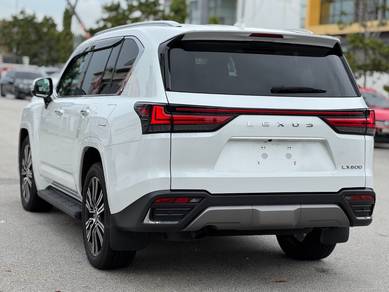 Lexus LX 600 3.4 V6 Ready Unit At Showroom