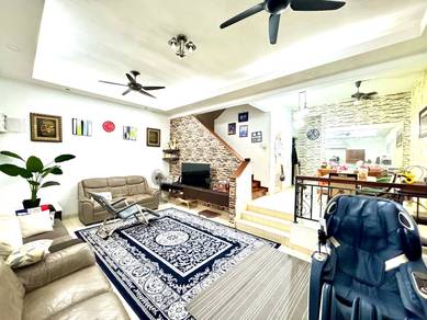 Double Storey Alam Budiman U10