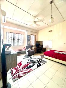 Double Storey Alam Budiman U10