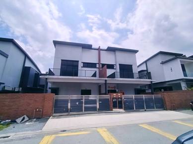 Kulai D'art 18 Collection Double Storey Cluster House (Unblock View)