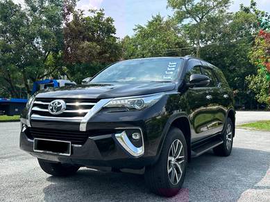 Toyota FORTUNER 2.7 SRZ /FULL SERVICE RECORD