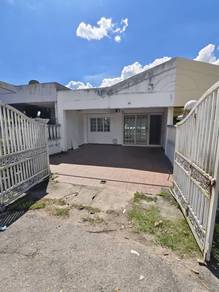 Taman Universiti Skudai 1Storey For Rent！3beds 2baths！