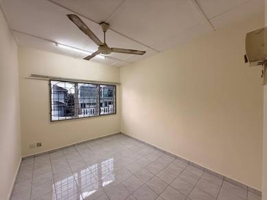 [Renovated + Kitchen Table Top] Desa 1, Bandar Country Homes