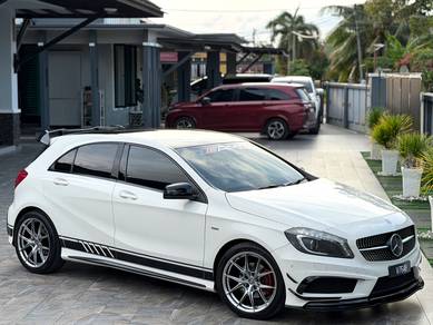 Mercedes Benz A180 AMG 1.6 (A) TIPTOP AAA++