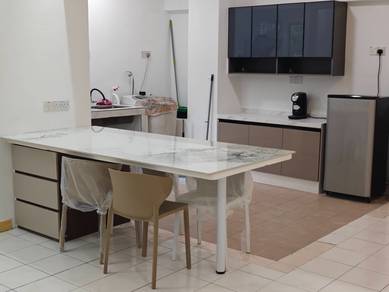 Ara Damansara D'Aman Crimson Condo for rent (LRT Lembah Subang)