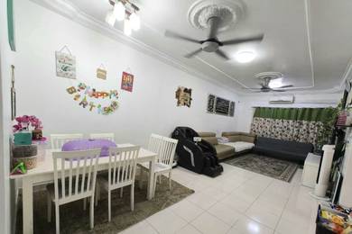 Close to LRT - Melur Apartment Sentul for sale (nego price)