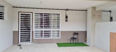 Double storey terrace at Desiran Bayu Puchong for rent