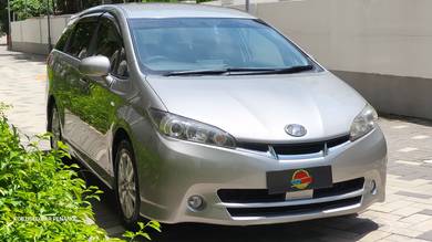 Toyota WISH 1.8 S (A)