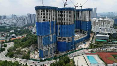 Residential Title 5 stars Facilities Condo with 3 mins to Pavilion BJ