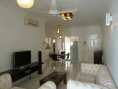 Gurney Park Condo on Gurney Drive Fully Renovated & Fully Furnished F